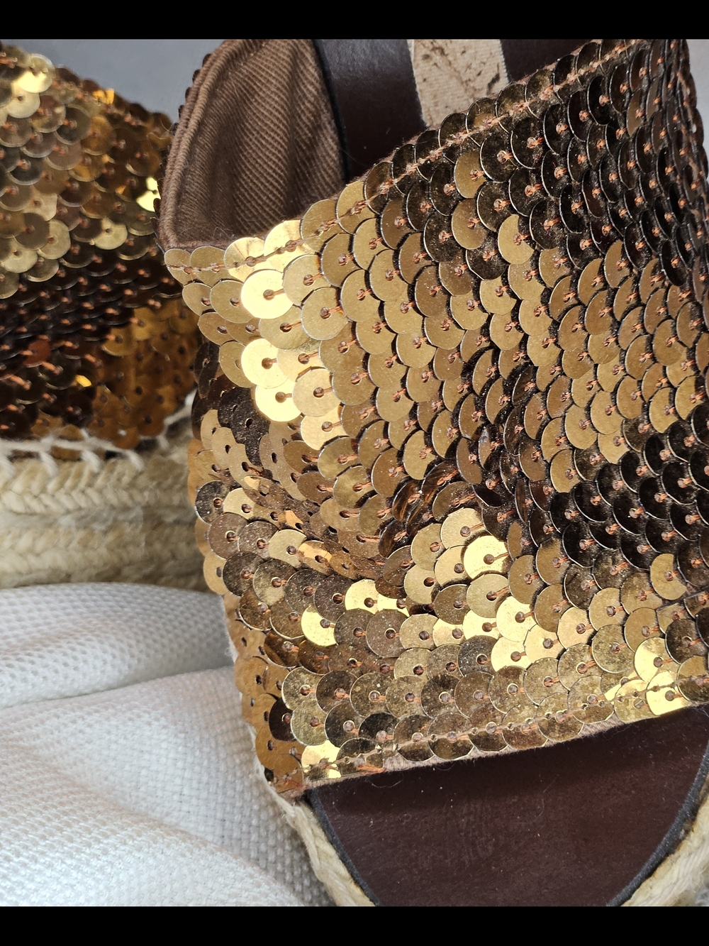 Marc Jacobs Gold Sequin Espadrille Wedge Slip-On size 6.5 - Picture 3 of 6